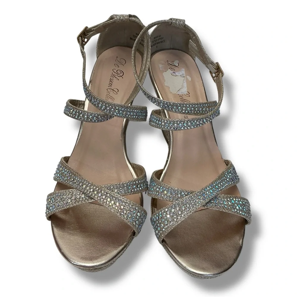 De Blossom Collection Winni-5A Glittering Gold Open Toe Strappy Wedges